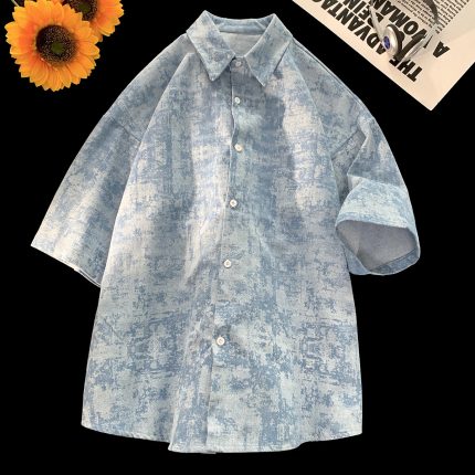 Printed Short-Sleeved Denim Shirt